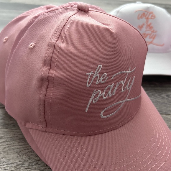 BACH CAPS - Picture 2 of 4